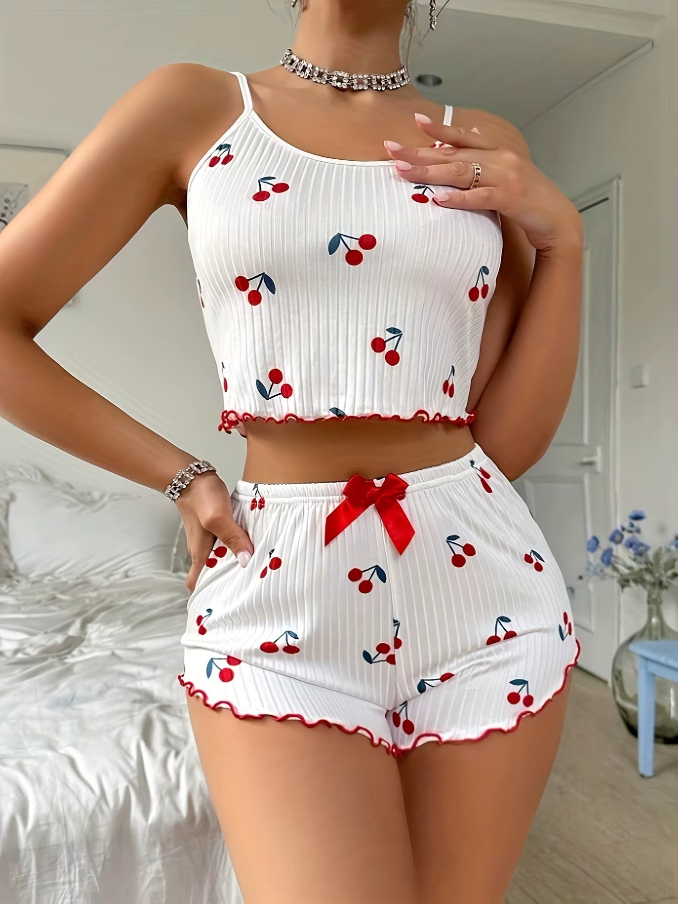 Summer Sleepwear Women Heart Print Relaxed Fit Pajama Set round Neck Backless Crop Cami Top and Shorts Set Loungewear